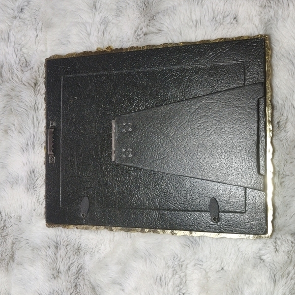 Gold Toned Textured Floral Rectangular Picture Frame - Picture 9 of 13